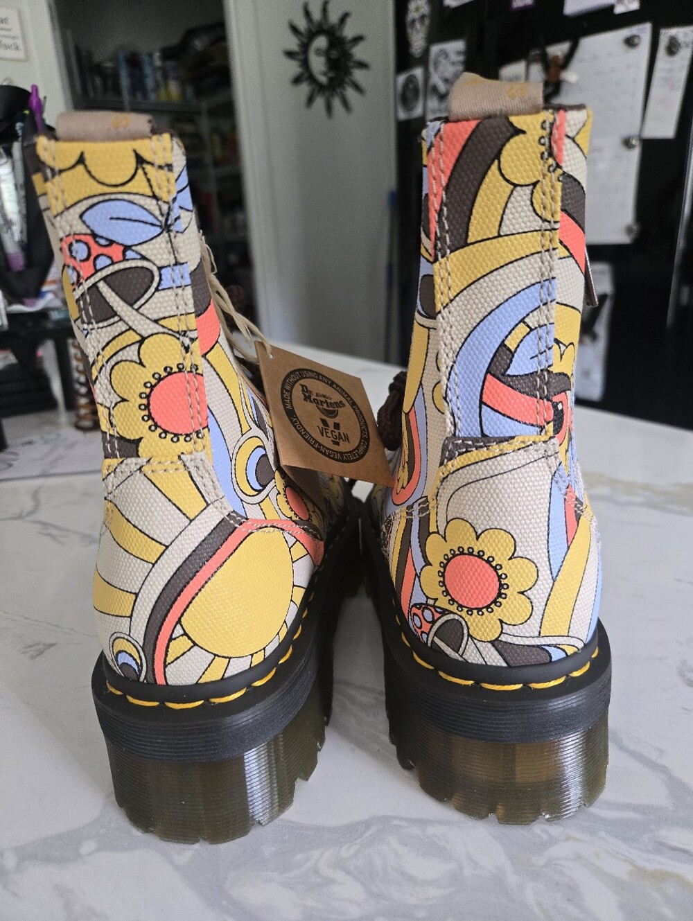 NWT!! Dr Martens Jadon RETRO RAY VEGAN Platform Boots. Size 8. JUST MAKE OFFER! - Picture 5 of 10